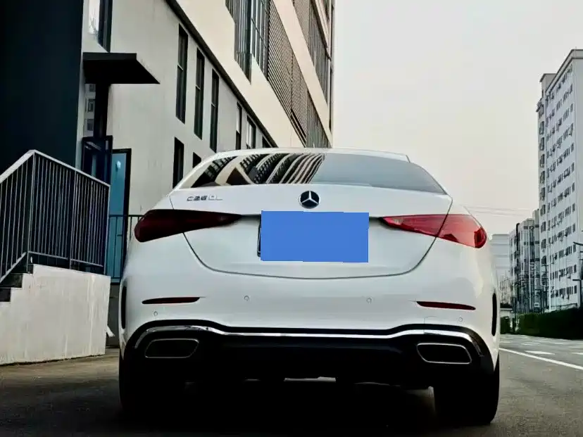 Mercedes-Benz C-Class — миниатюра 8