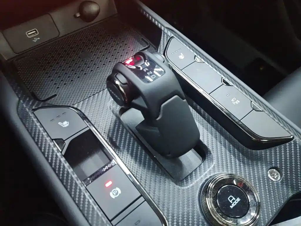 Haval Menglong New Energy — миниатюра 14