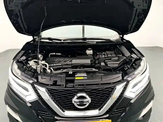 Nissan Qashqai — миниатюра 17