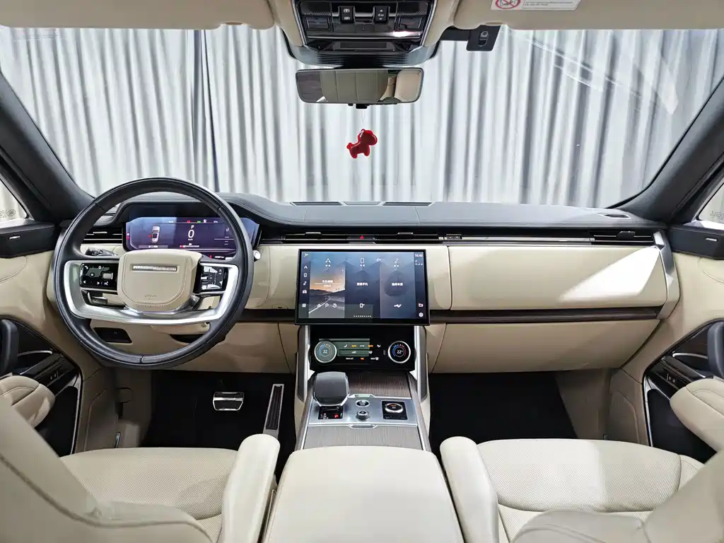 Land Rover Range Rover — миниатюра 8