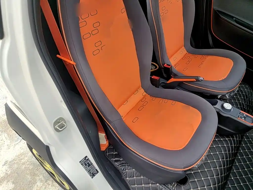 Baojun E100 — миниатюра 25