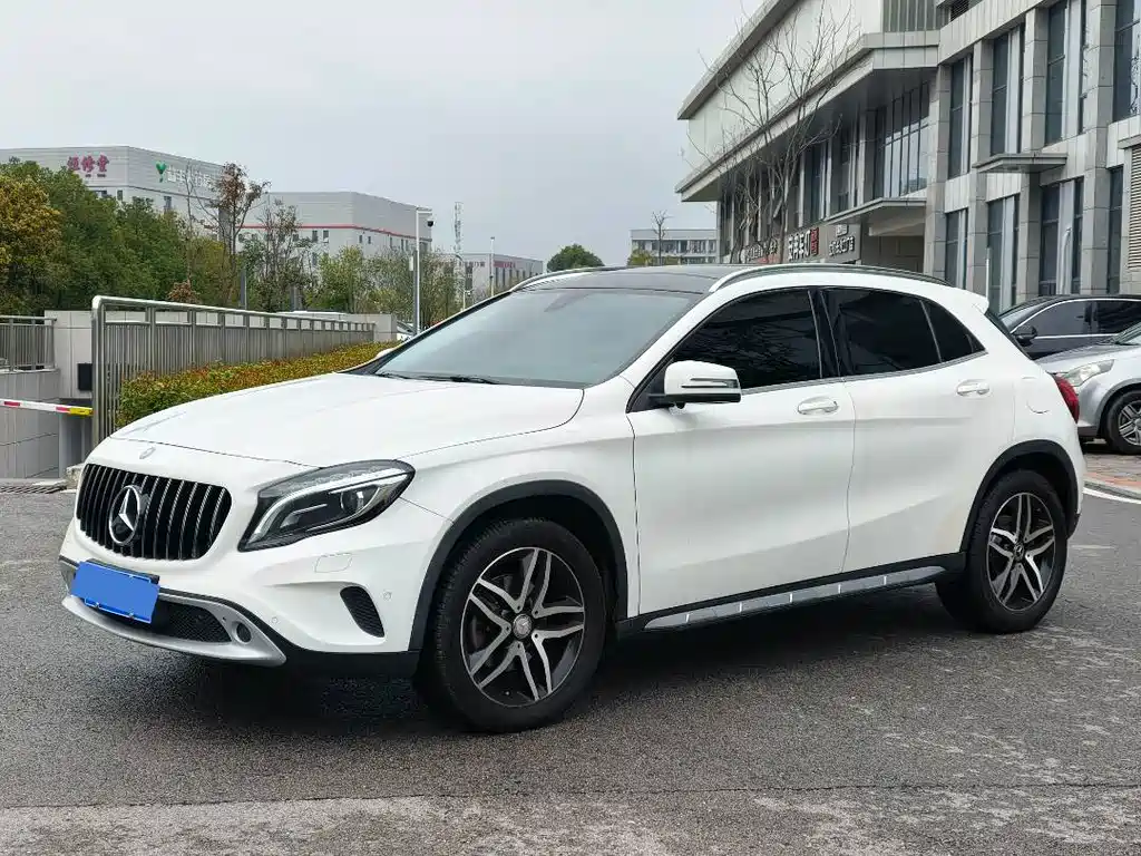 Mercedes-Benz GLA 2017