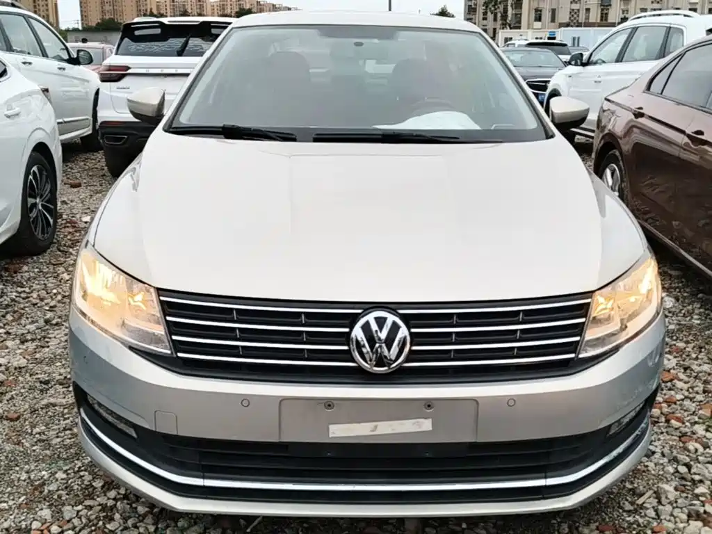 Volkswagen Lavida — миниатюра 3