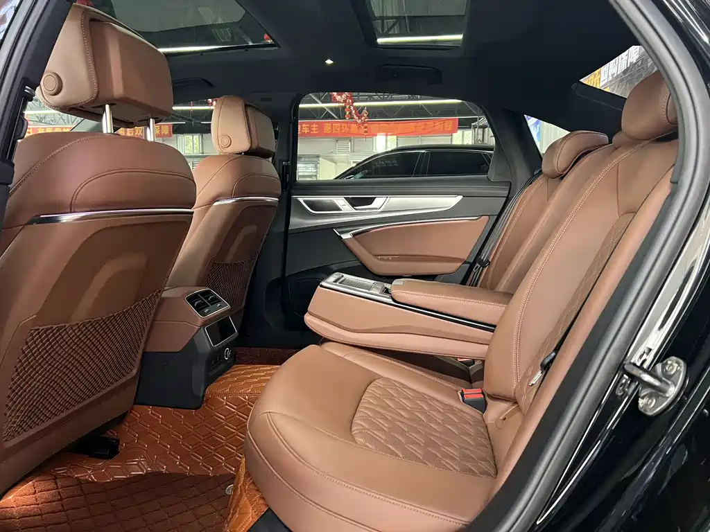 Audi A6L — миниатюра 5