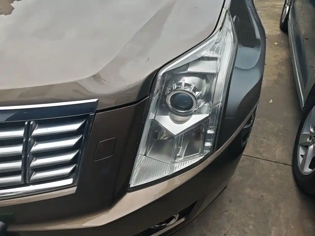 Cadillac SRX — миниатюра 24