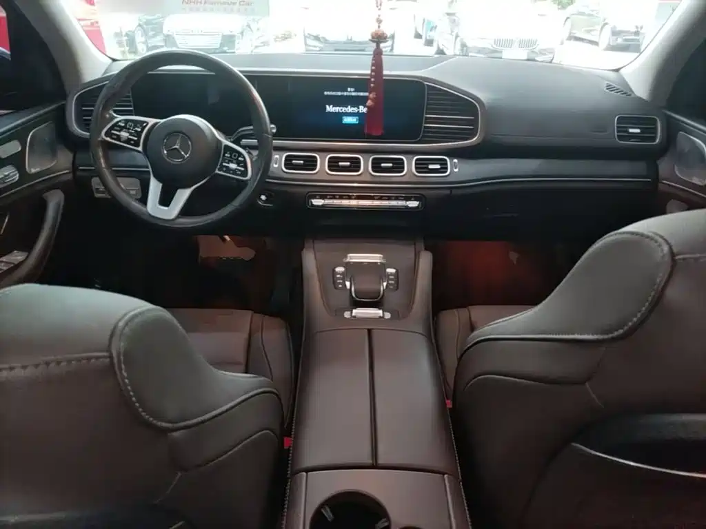 Mercedes-Benz GLE (Import) — миниатюра 10