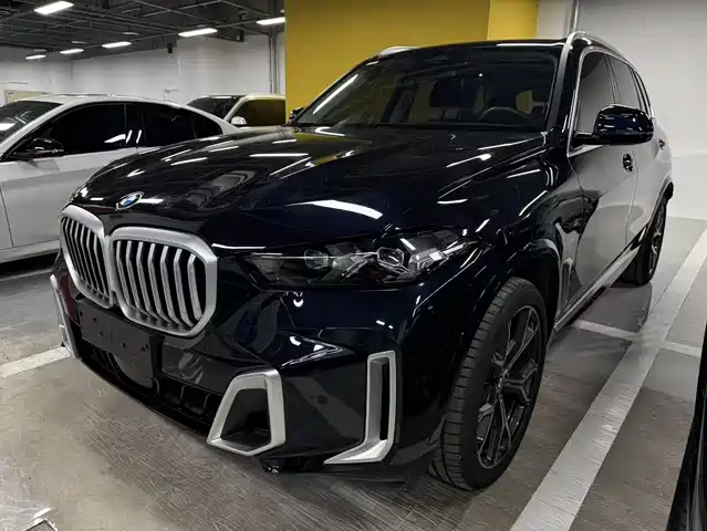 BMW  X5 2024