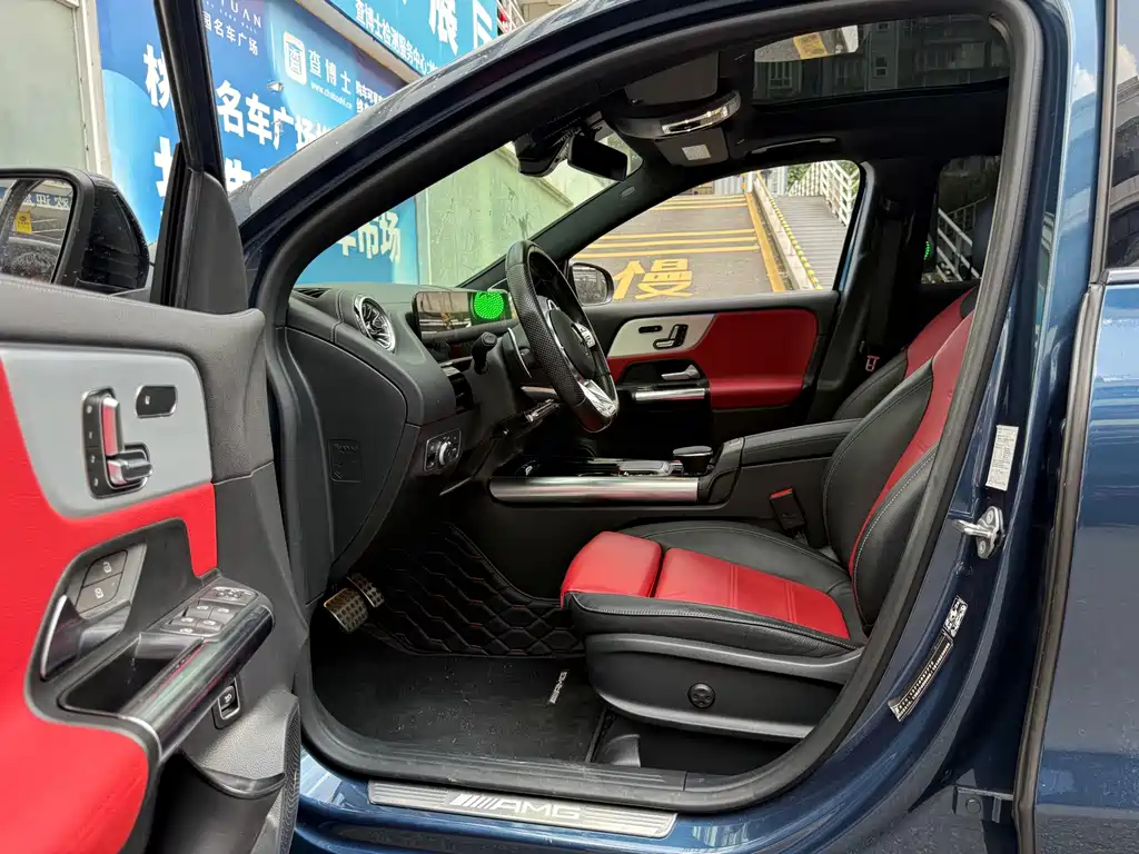 Mercedes-Benz GLA AMG — миниатюра 4
