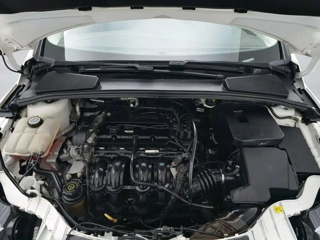 Ford Focus — миниатюра 6