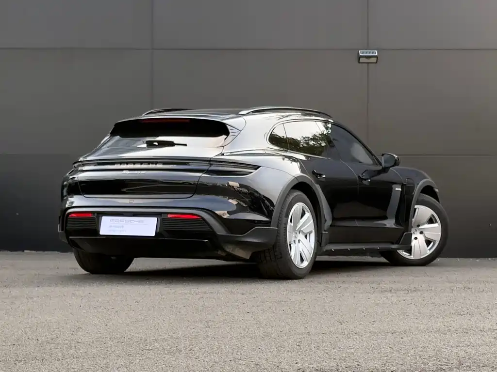 Porsche Taycan — миниатюра 2