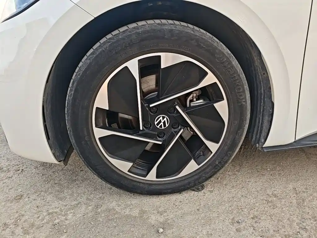 Volkswagen ID.3 — миниатюра 23
