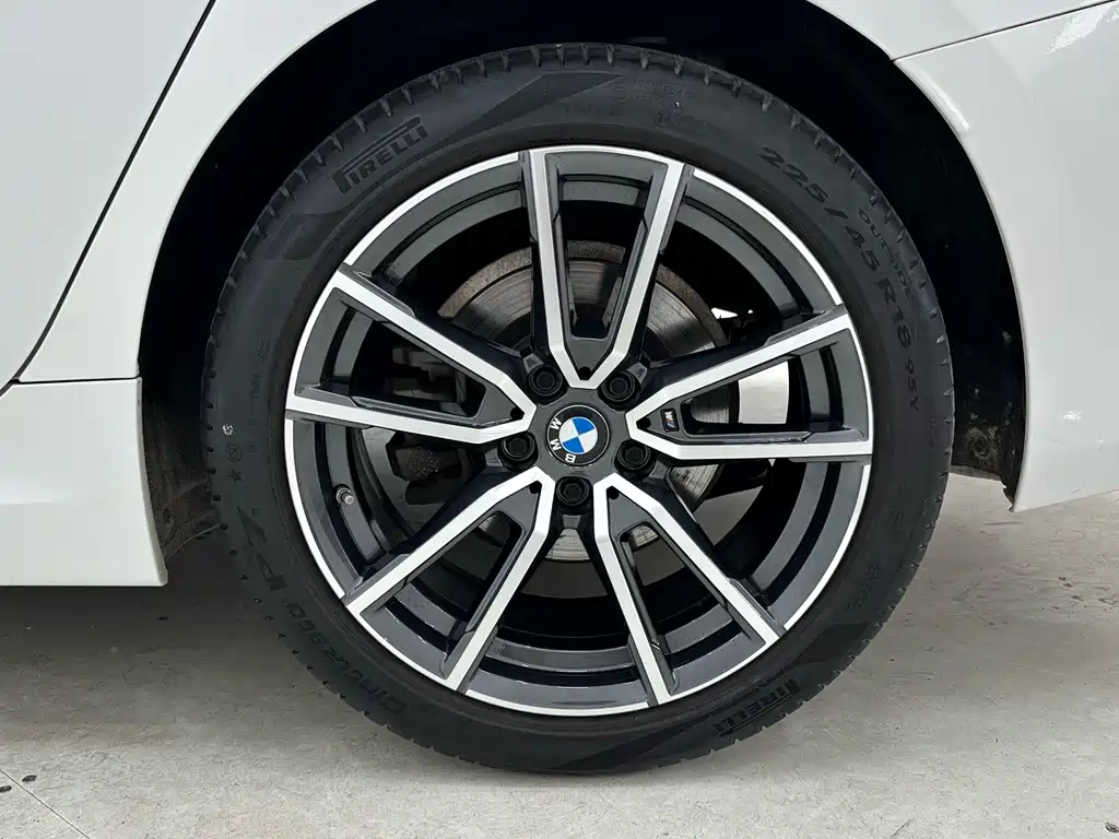 BMW 3 Series — миниатюра 17