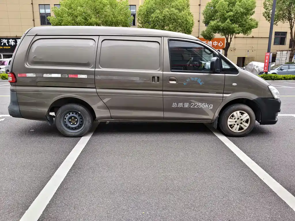 Forthing Lingzhi V3L 1.6L 2 seats Logistics Edition, фото 7