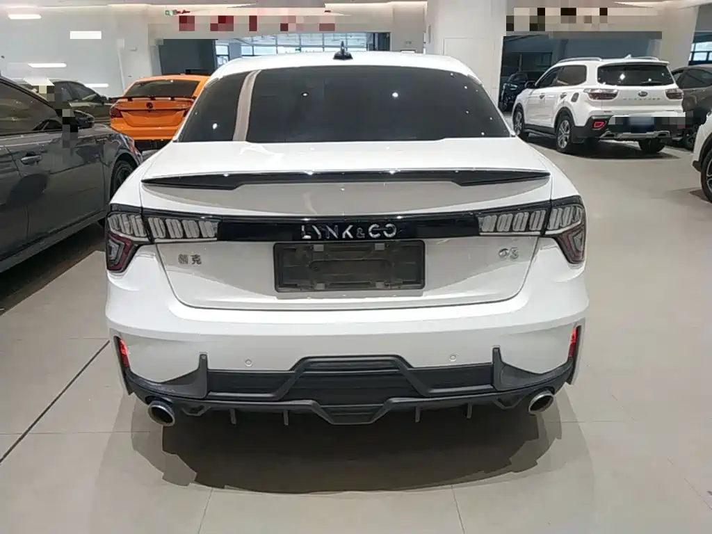 Lynk & Co 03 — миниатюра 6