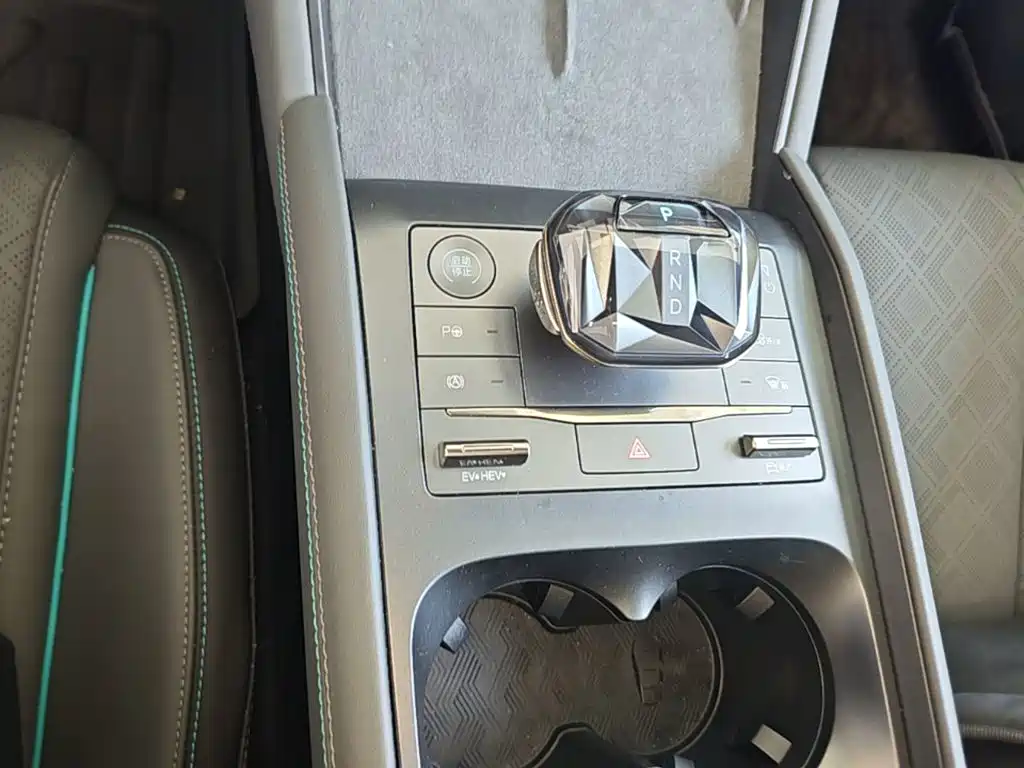 BYD Qin L — миниатюра 14