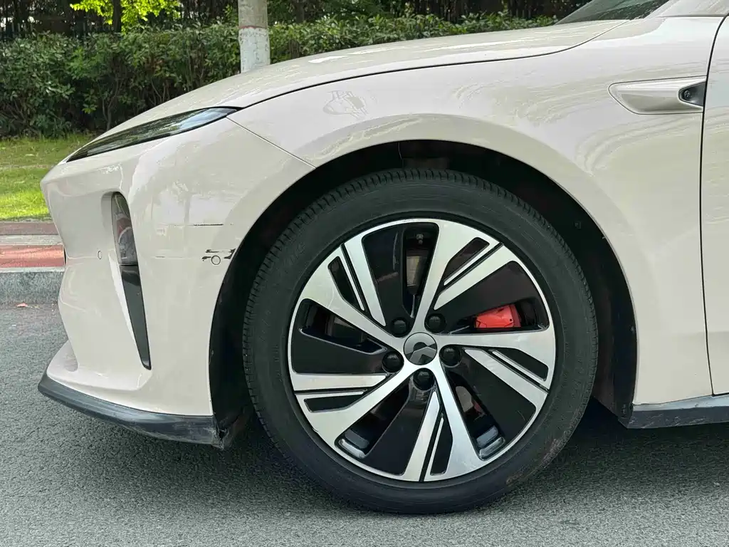 NIO ET5 — миниатюра 11