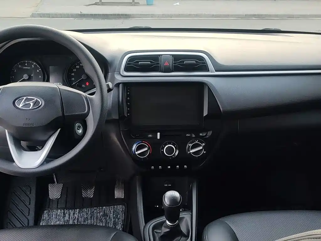Hyundai Verna — миниатюра 10