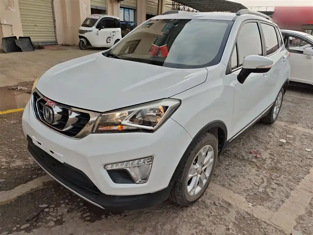 Changan CS15 2016