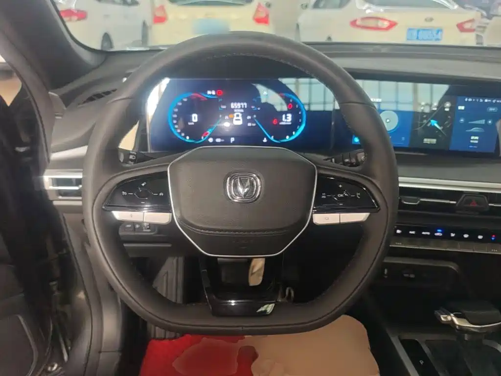 Changan CS35PLUS — миниатюра 11