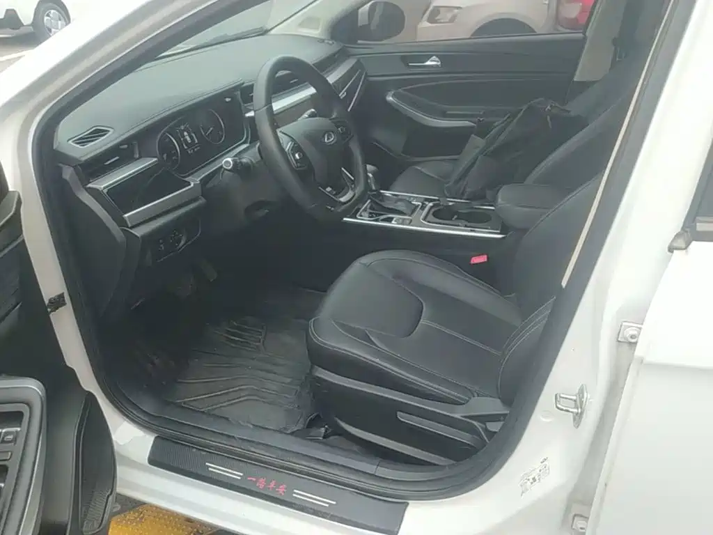 Chery Arrizo 5 — миниатюра 15