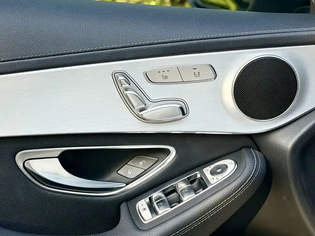 Mercedes-Benz GLC — миниатюра 14