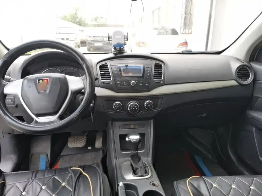 Roewe 350 — миниатюра 10