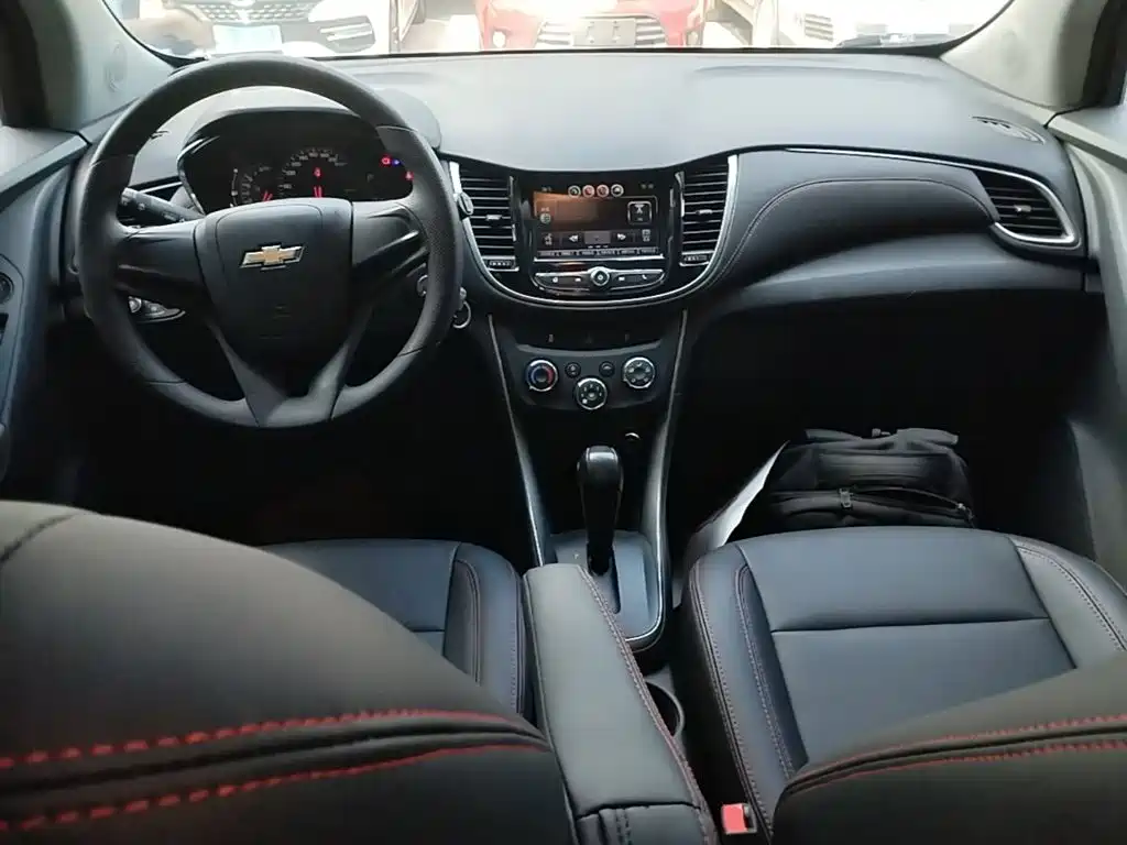Chevrolet Trax — миниатюра 10
