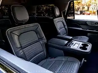 Lincoln Navigator — миниатюра 8