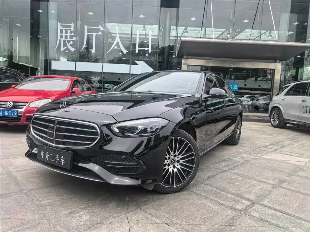 Mercedes-Benz C-Class 2022