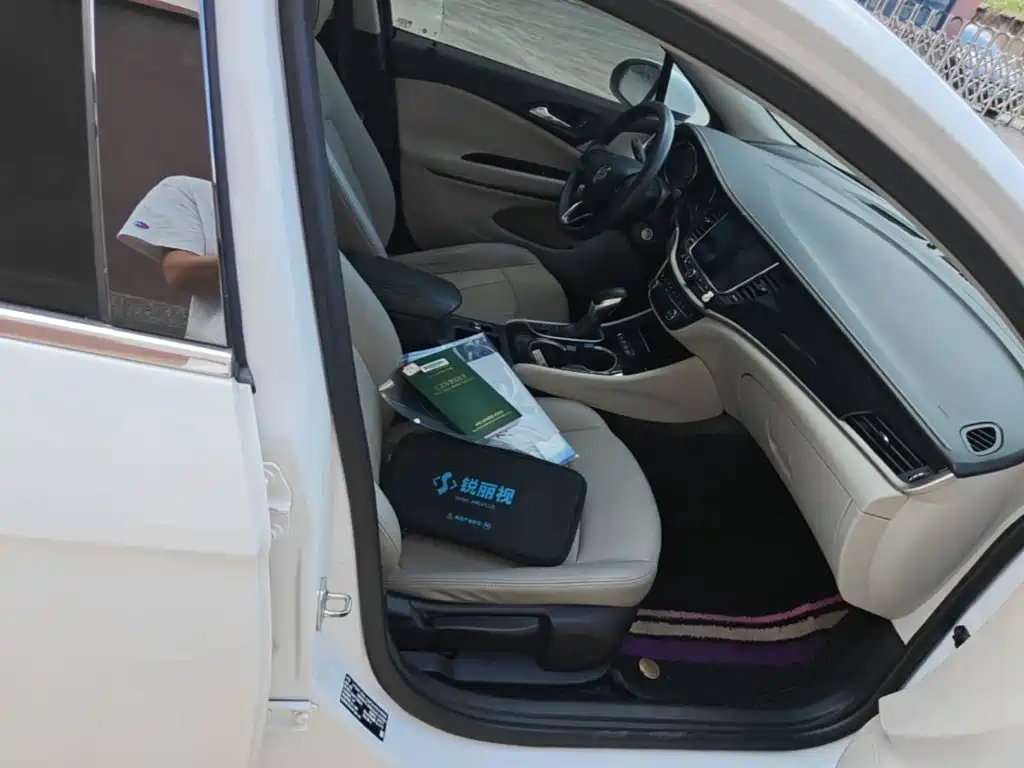 Buick Verano — миниатюра 25