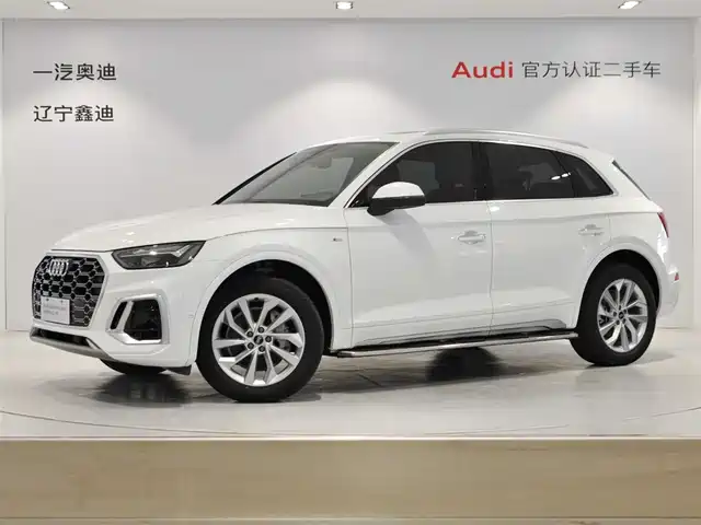 AUDI Q5L 2021