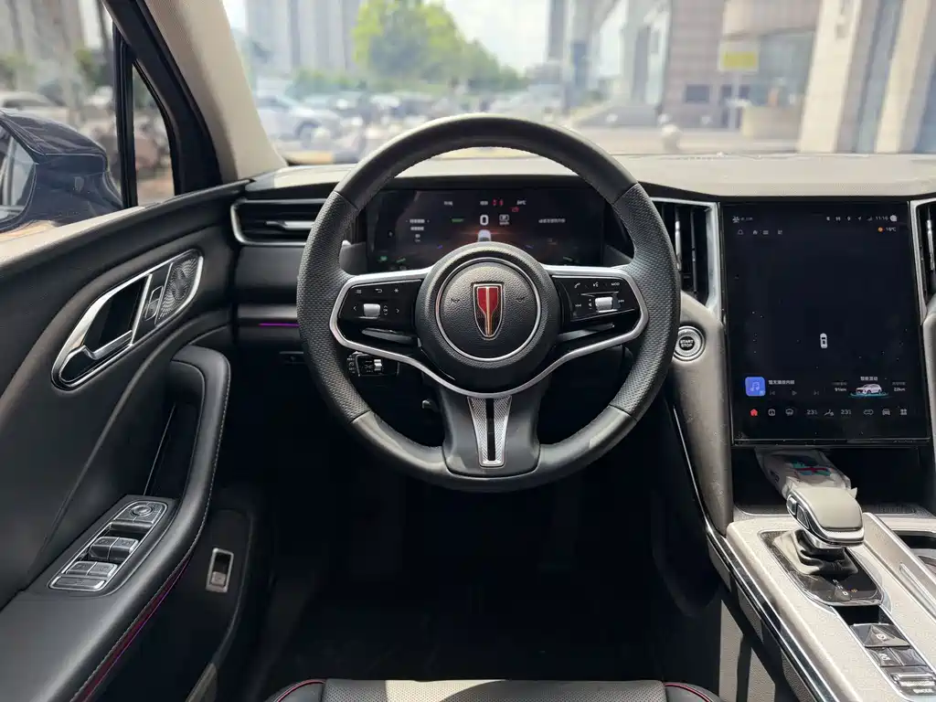 Hongqi Hongqi HS7 PHEV — миниатюра 8