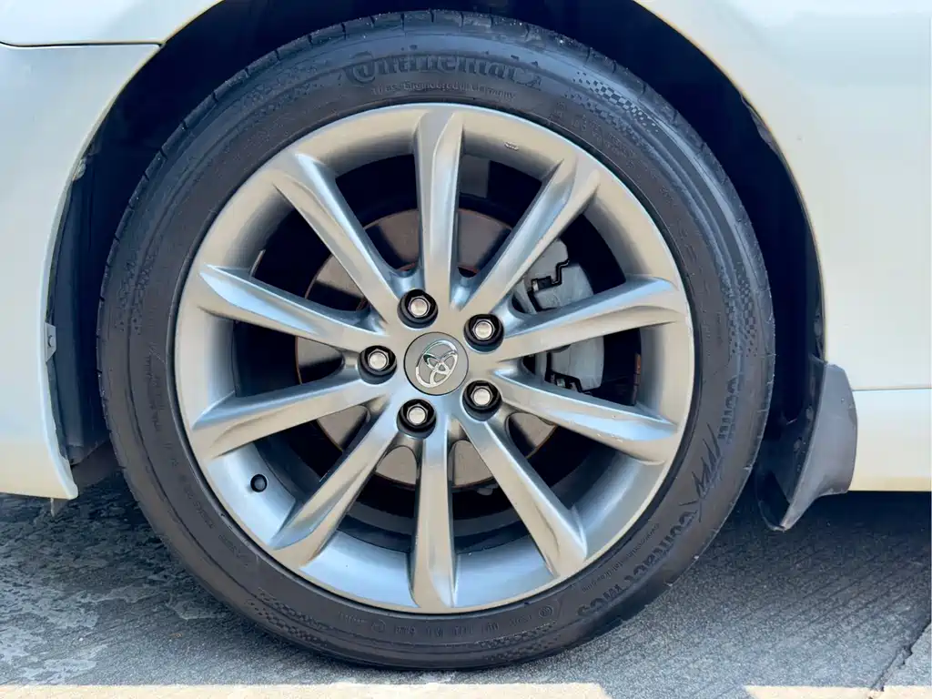 Toyota Reiz — миниатюра 12