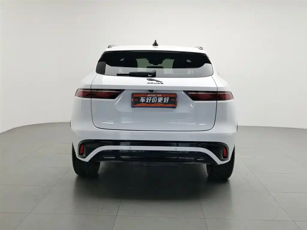 Jaguar F-Pace 2024 P250 R-Dynamic SE