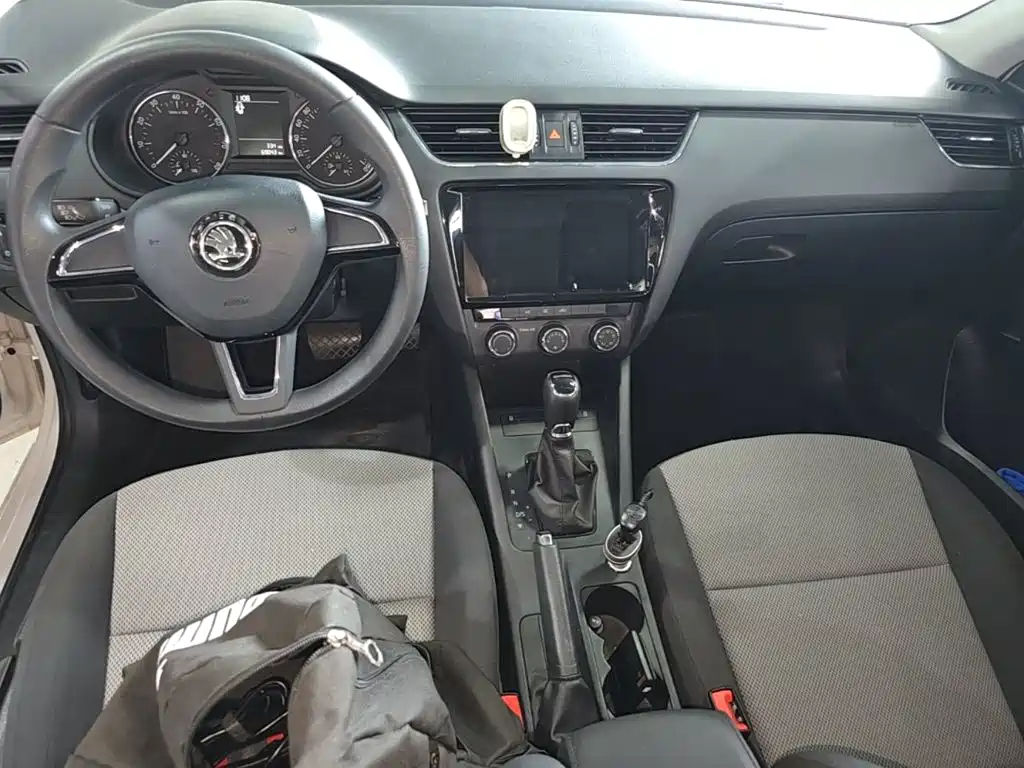 Skoda Octavia — миниатюра 10