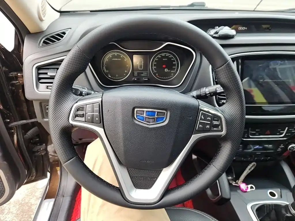 Geely Vision X6 — миниатюра 11