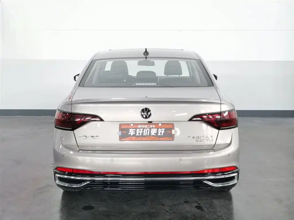 Volkswagen Sagitar 2023 300TSI DSG