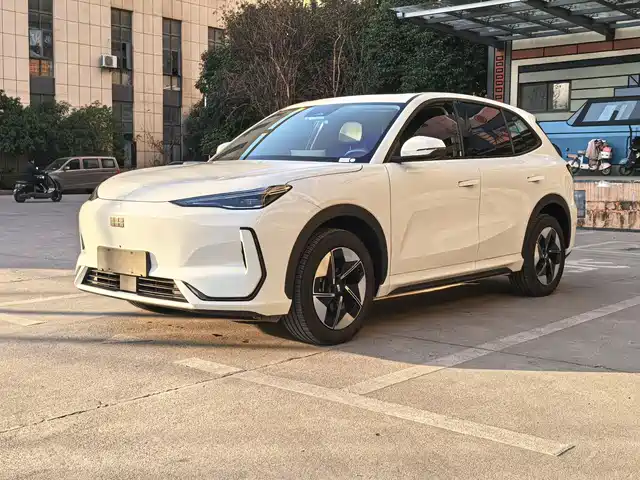 geely-galaxy galaxy-e5