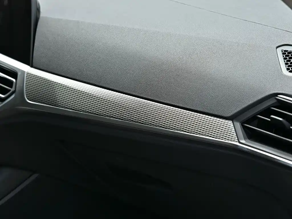 BMW 3 Series — миниатюра 10
