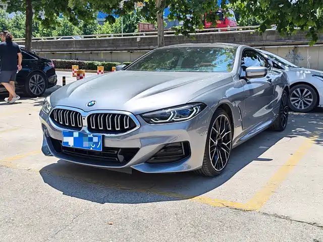 BMW 8-Series 2022 840i M — фото 1