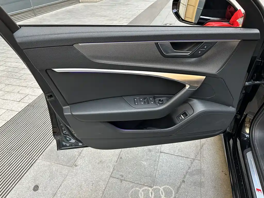 Audi A6L — миниатюра 14