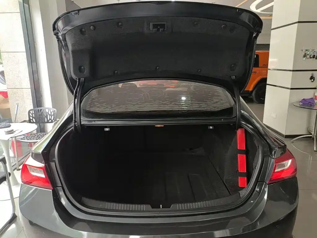 Chevrolet Malibu XL — миниатюра 19
