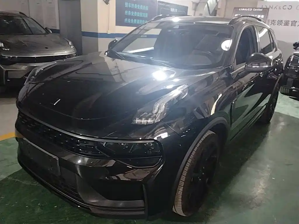 Lynk & Co 01 2022