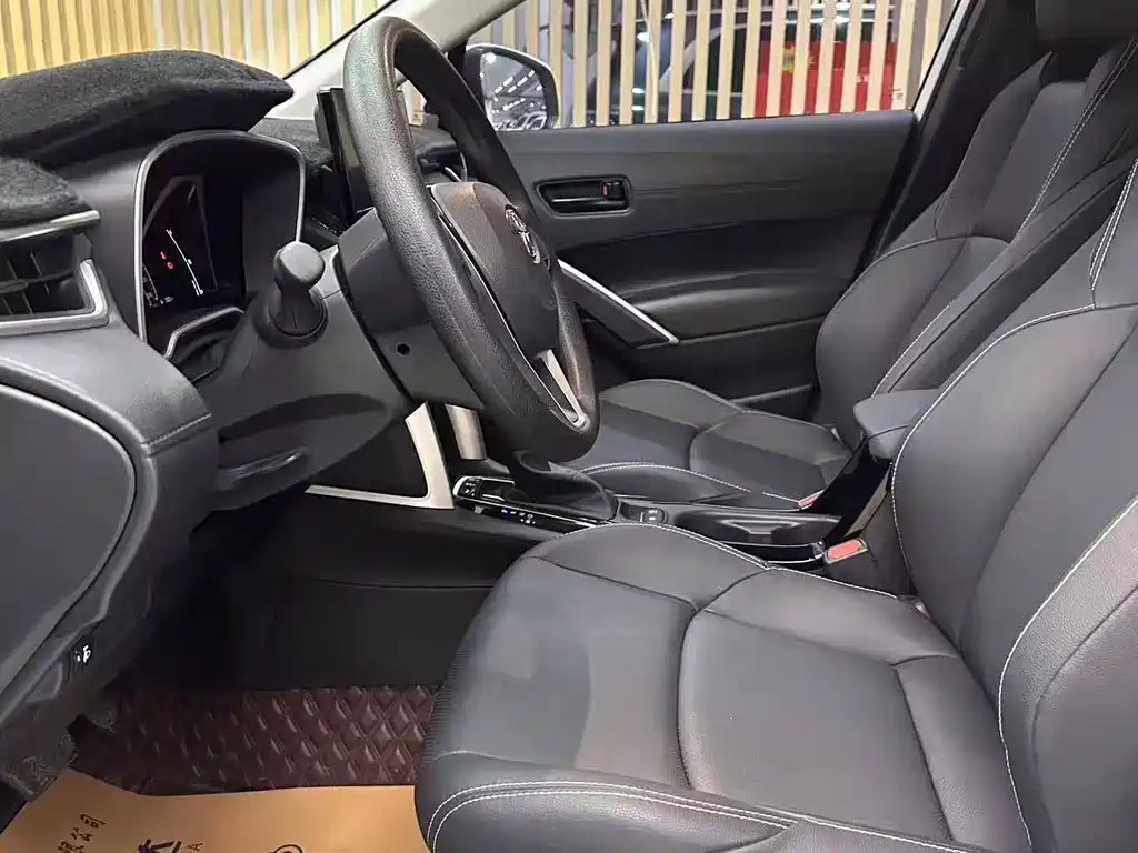 Toyota Frontlander — миниатюра 4