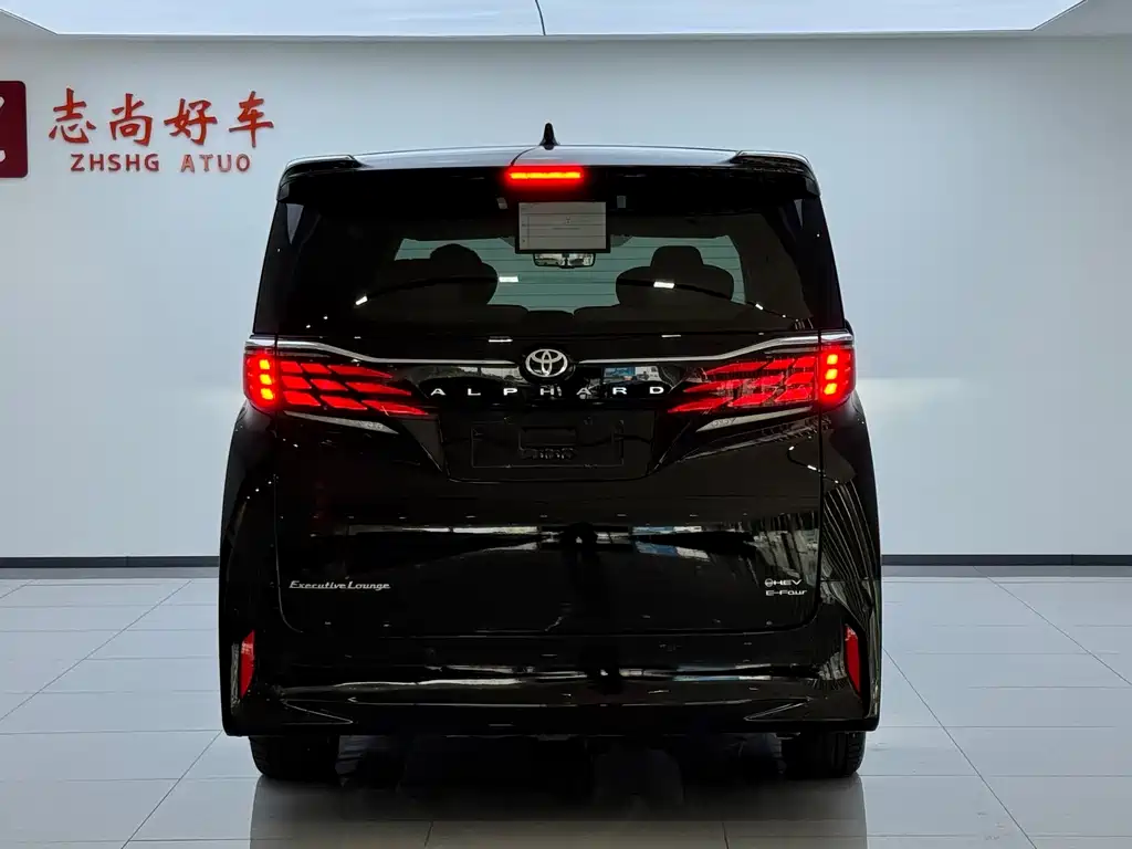 Toyota Alphard — миниатюра 14