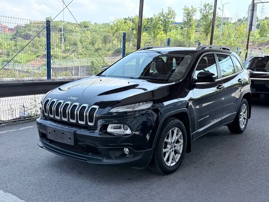 Jeep Cherokee