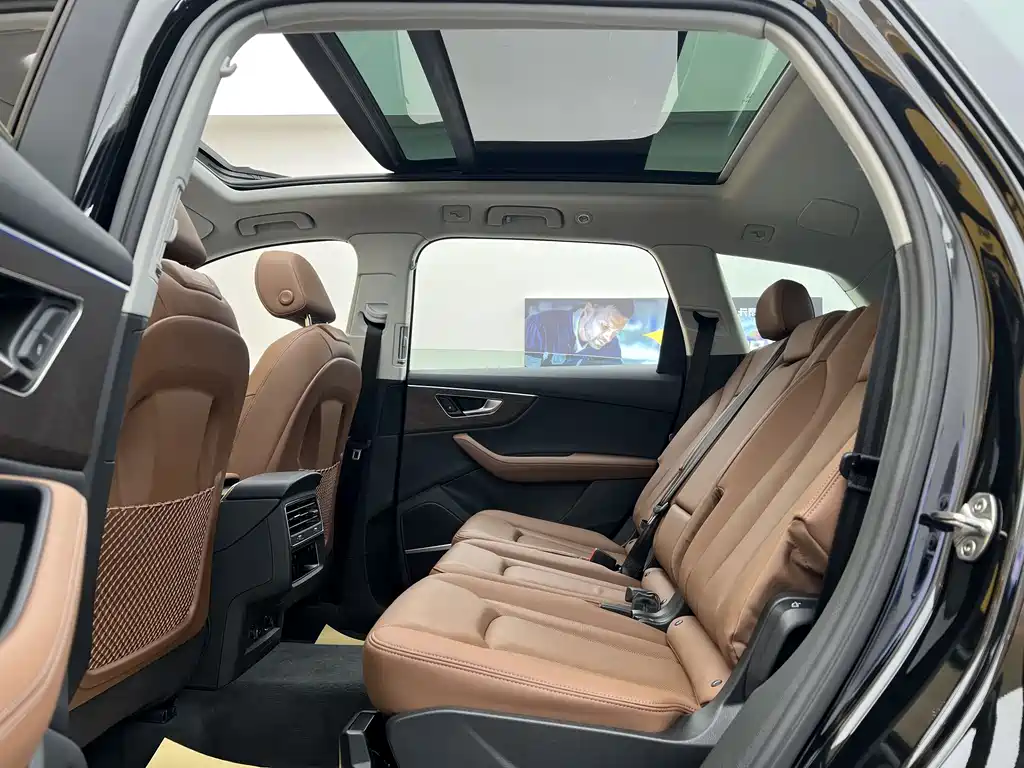 Audi Q7 2025 55 TFSI quattro S line Sport