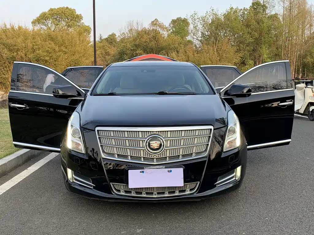 Cadillac XTS 2015 28T