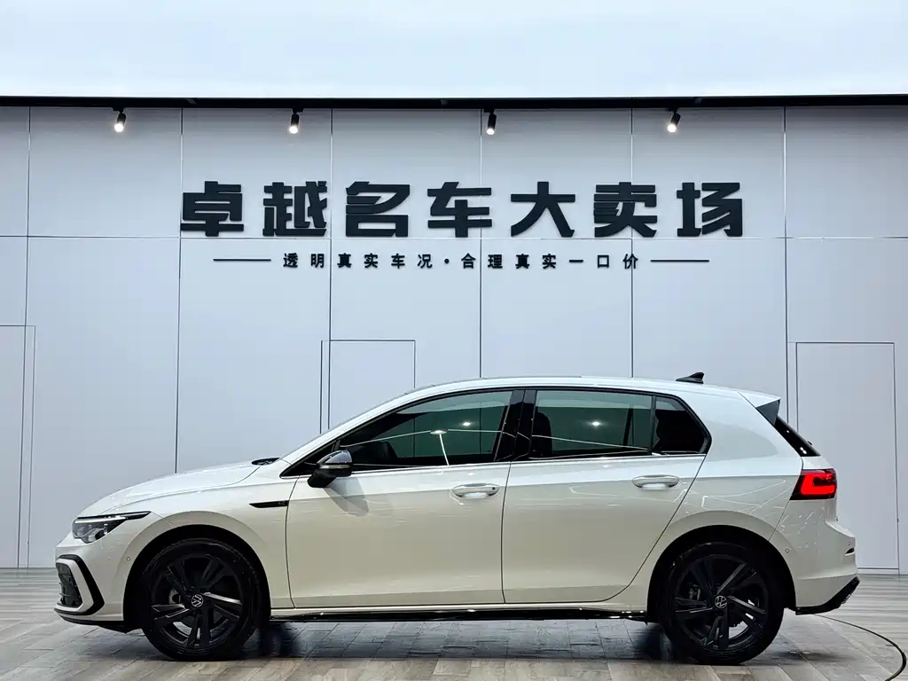 Volkswagen Golf 2023 280TSI DSG R-Line Lite