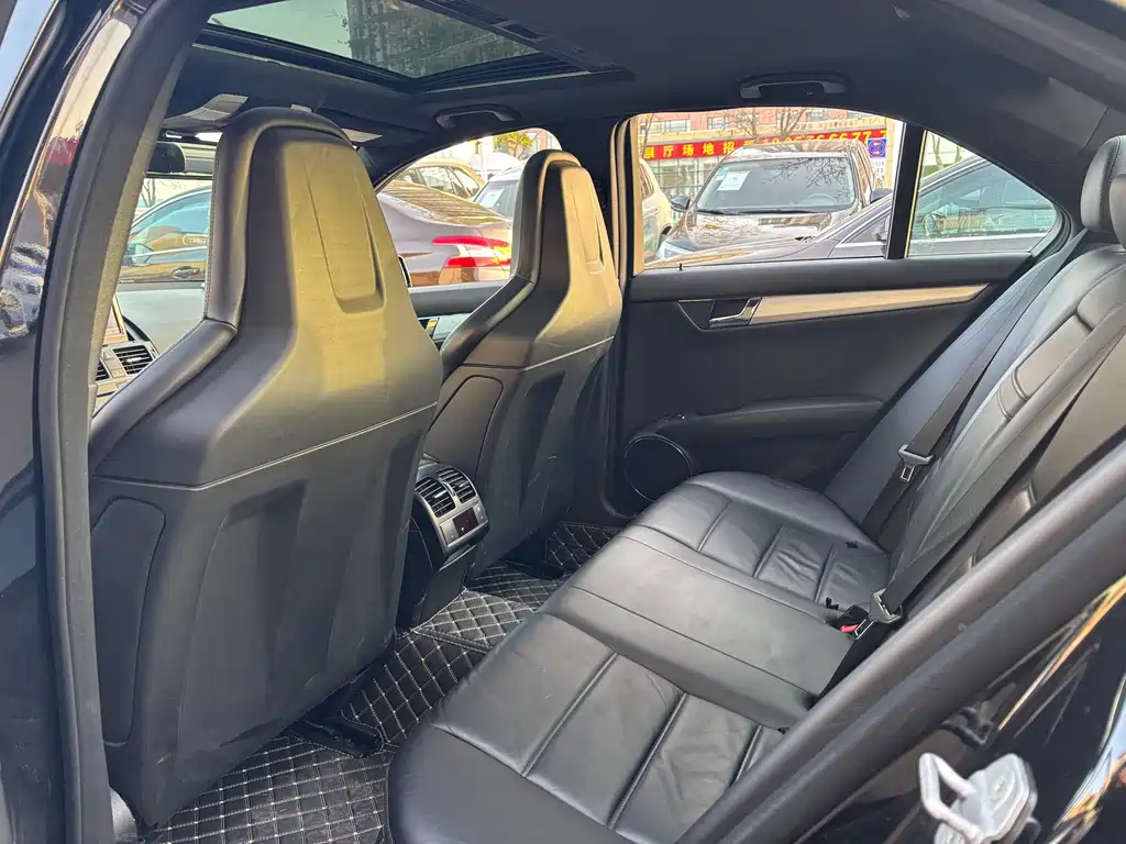 Mercedes-Benz C-Class A MG C AMG 2010 AMG C 63